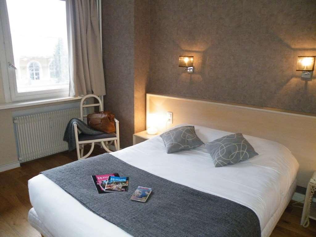 Brit Hotel Roanne - Le Grand Hotel Room photo