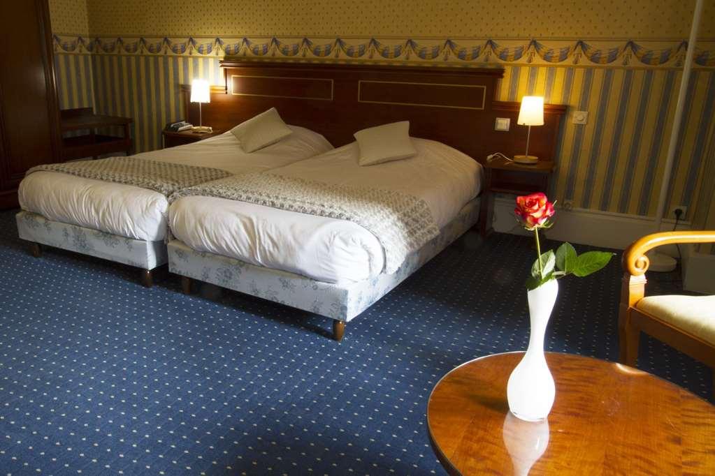 Brit Hotel Roanne - Le Grand Hotel Room photo