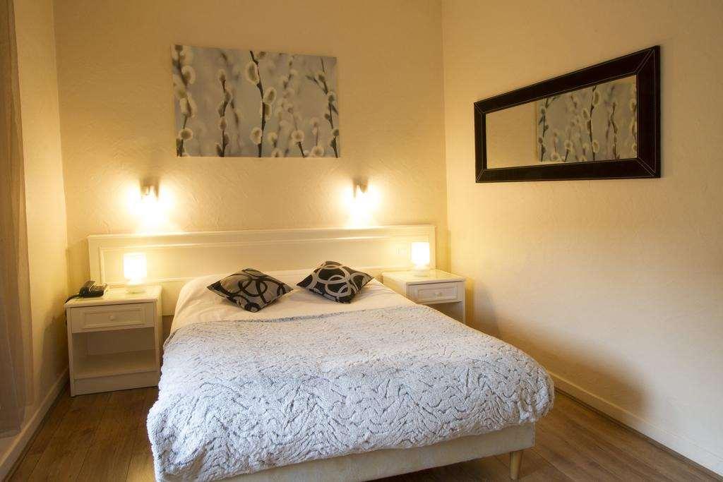 Brit Hotel Roanne - Le Grand Hotel Room photo