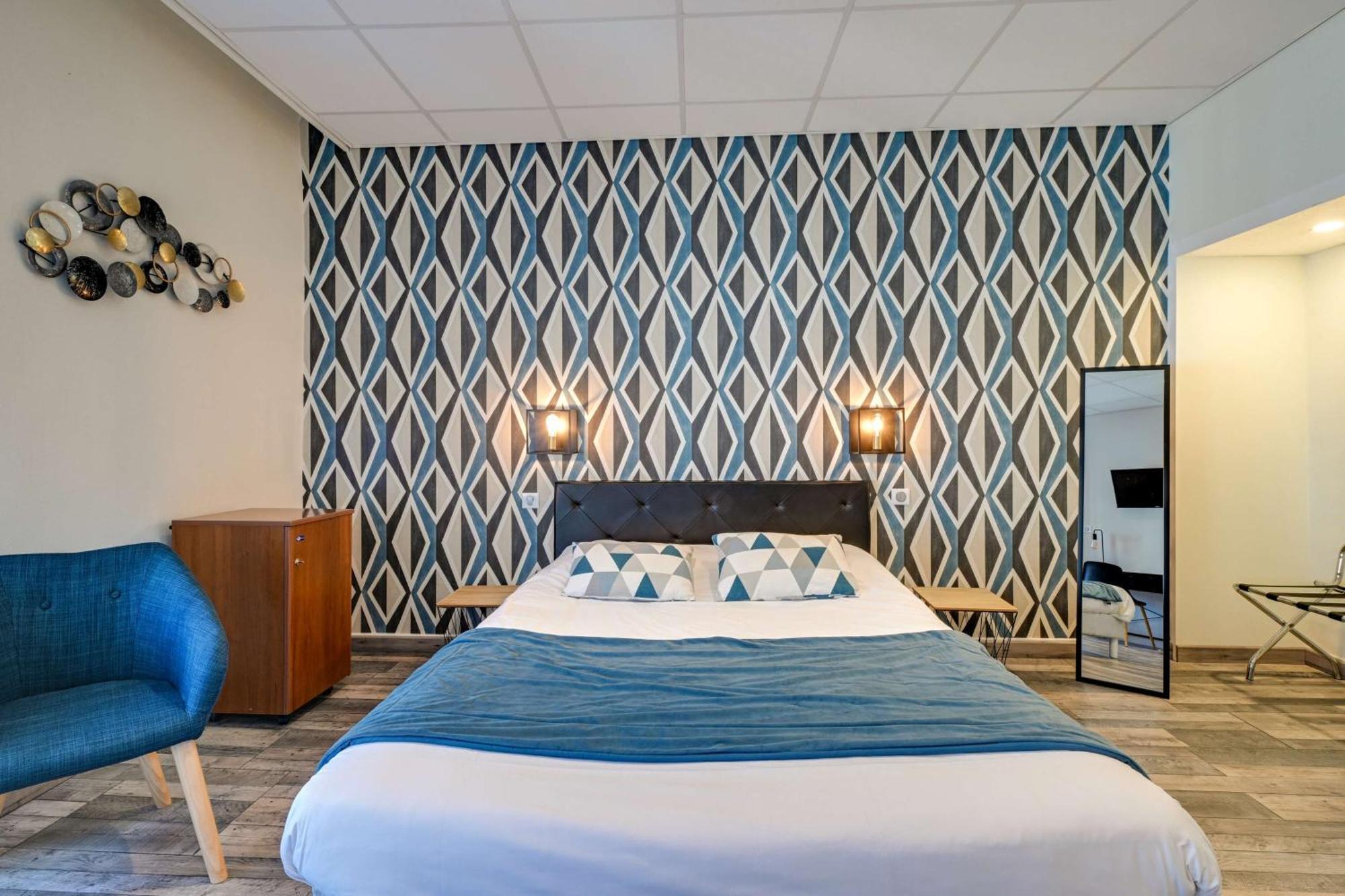 Brit Hotel Roanne - Le Grand Hotel Exterior photo